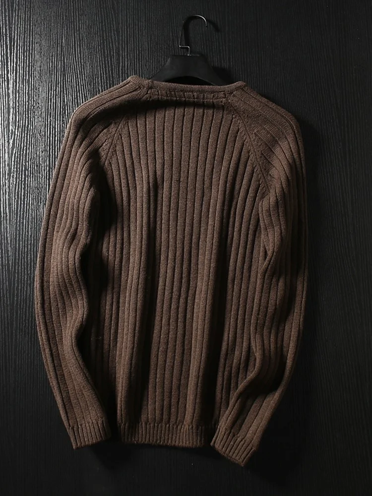 Рисунок 4 - Мужской трикотажный джемпер с круглым