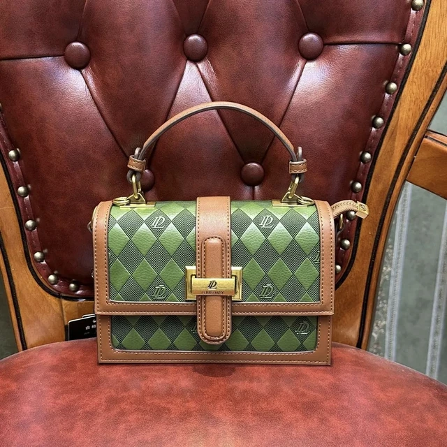 high quality luxury brand Small design Louis Daisy checkered box