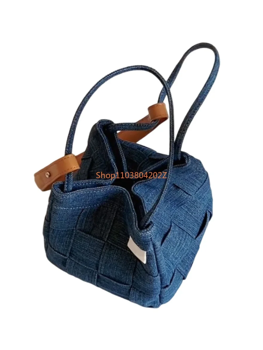 

Плетеная Сумка-мешок для женщин, новинка 2024, Высококачественная нишевая Модная Портативная сумка через плечо для корзины овощей