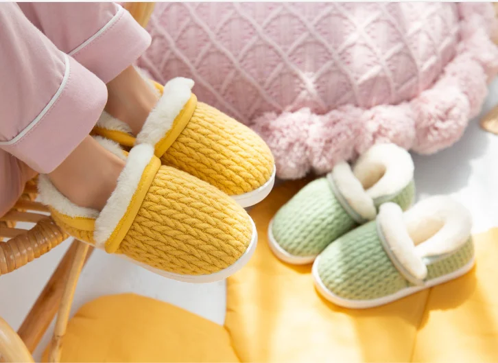 

2023 boots boys' fur girls' cotton shoes Children's shoes Baby cowhide winter plus plush children's YX-35