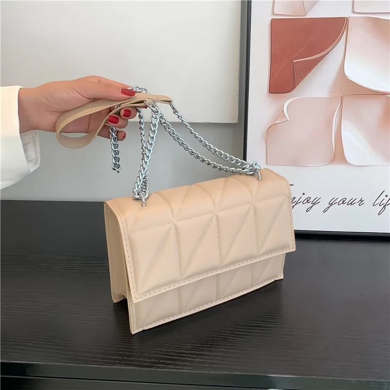 2024 New Korean Style Fashionable Rhombus Chain Embroidery Line Small Square Bag Mini Crossbody Shoulder Bags for Women