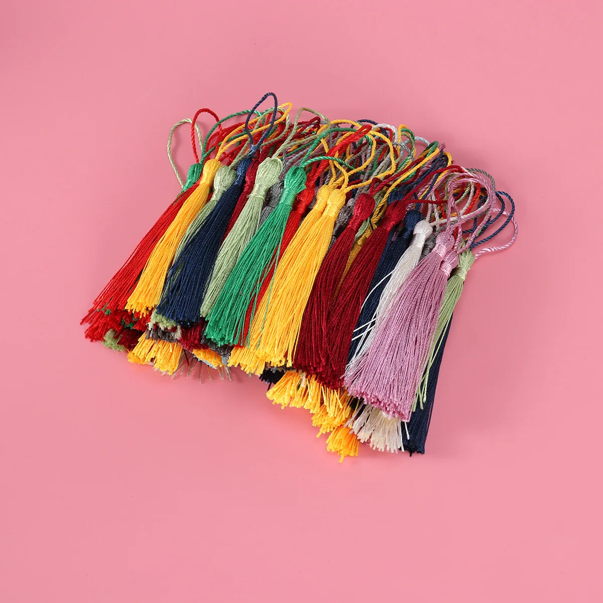 100개입 화려한 중국 매듭 태슬 20가지 색상 13cm 실키 폴리에스터 태슬 DIY 쥬얼리 귀걸이 팔찌 북마크 태그 가방용