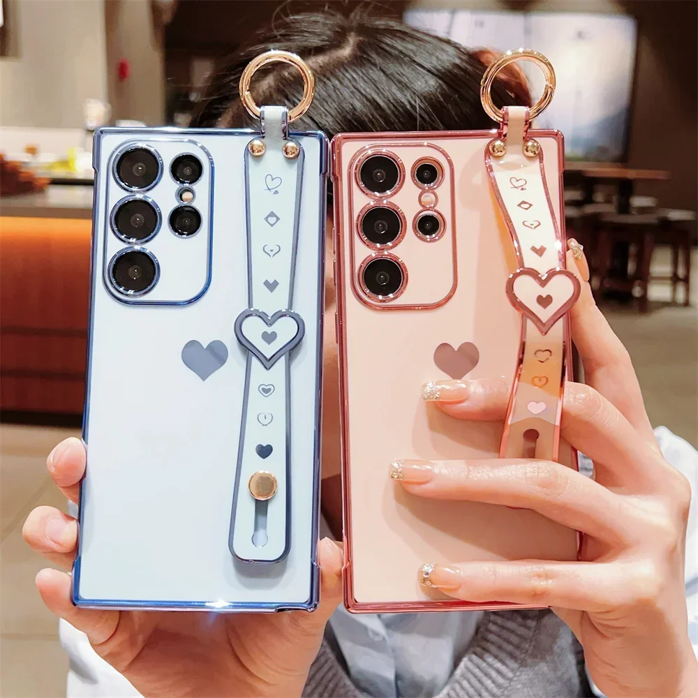 Chic Love Heart Wrist Strap Phone Case