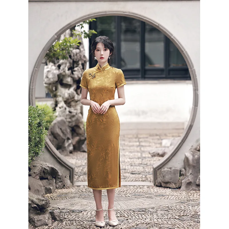 

Summer Traditional Chinese Mandarin Collar Short Sleeve Jacquard Satin Cheongsam Elegant Handmade Buttons Qipao Size 4XL
