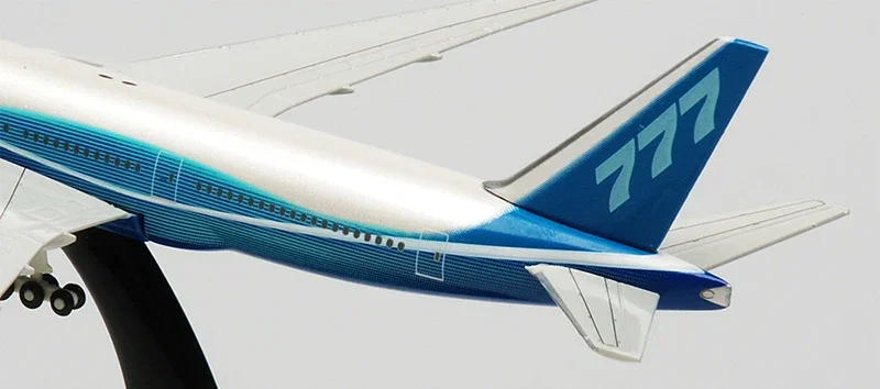 hogan 1/200 ベトナム航空 B777-200 Hogan Vietnam B777-200 W/GEAR 1/200 die-cast model ezToys
