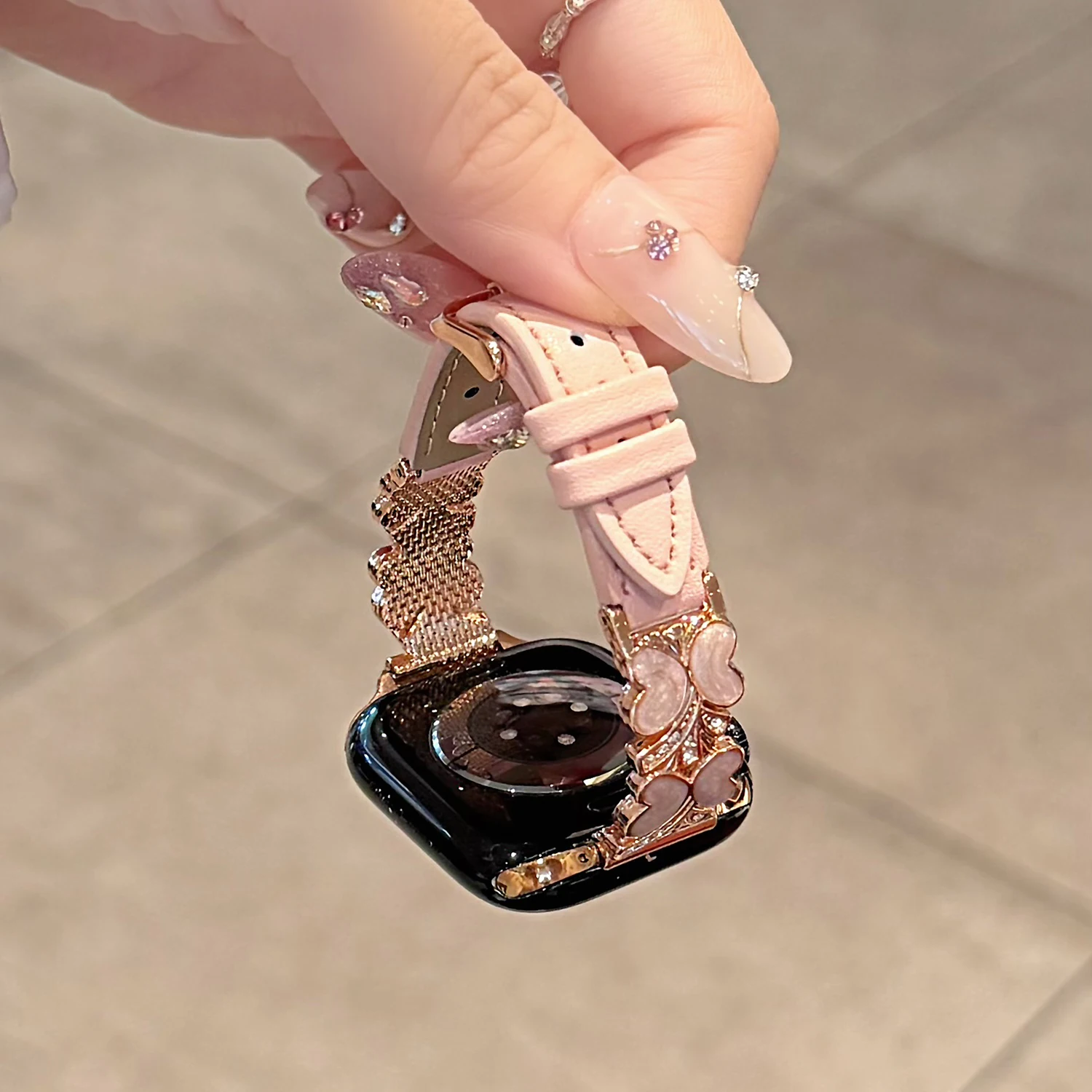 Chic Butterfly Leather Strap for Smartwatch - Cute and Stylish Girl's Accessory