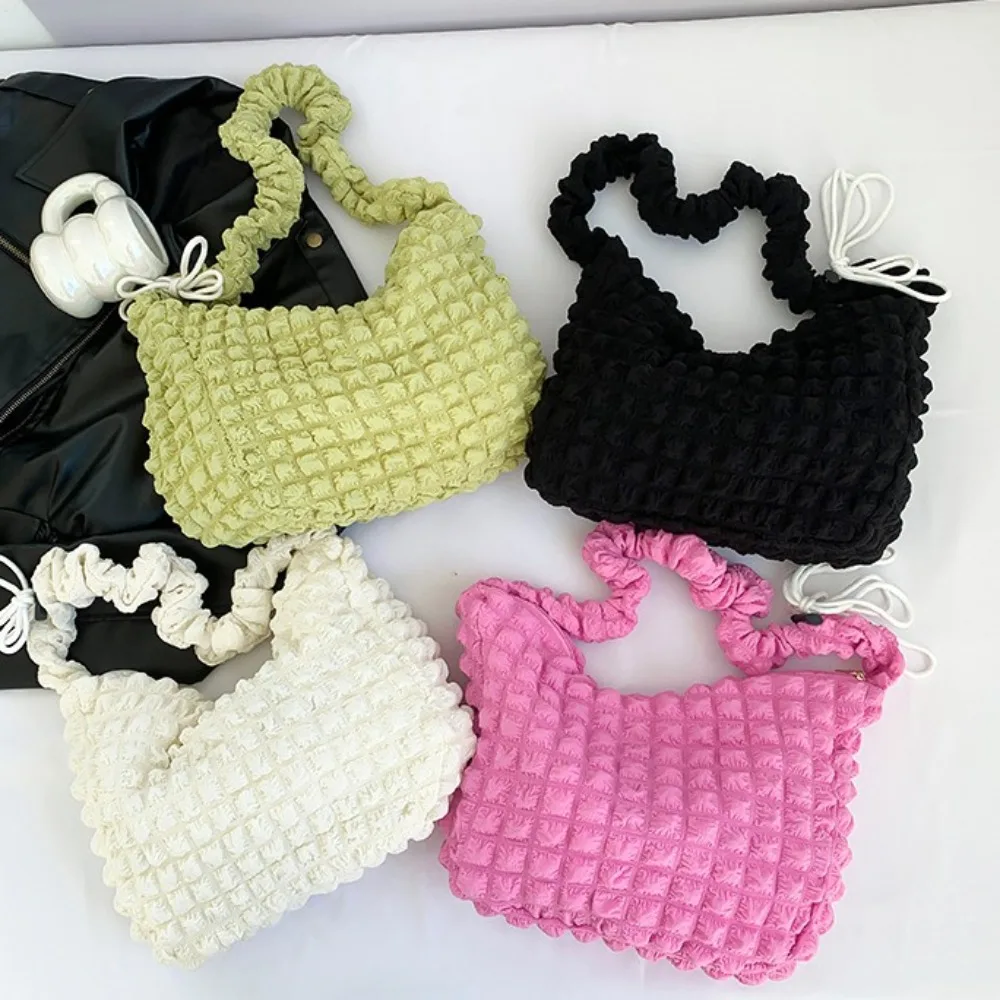 

Плиссированная сумка Y2K на молнии, стеганая нейлоновая сумка-мессенджер с рюшами, однотонная сумка с мягкой подкладкой, дорожная сумка с облаком