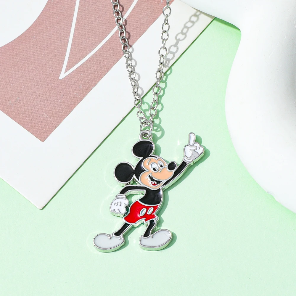 Minimalist Disney necklace - Detail of enamel charms