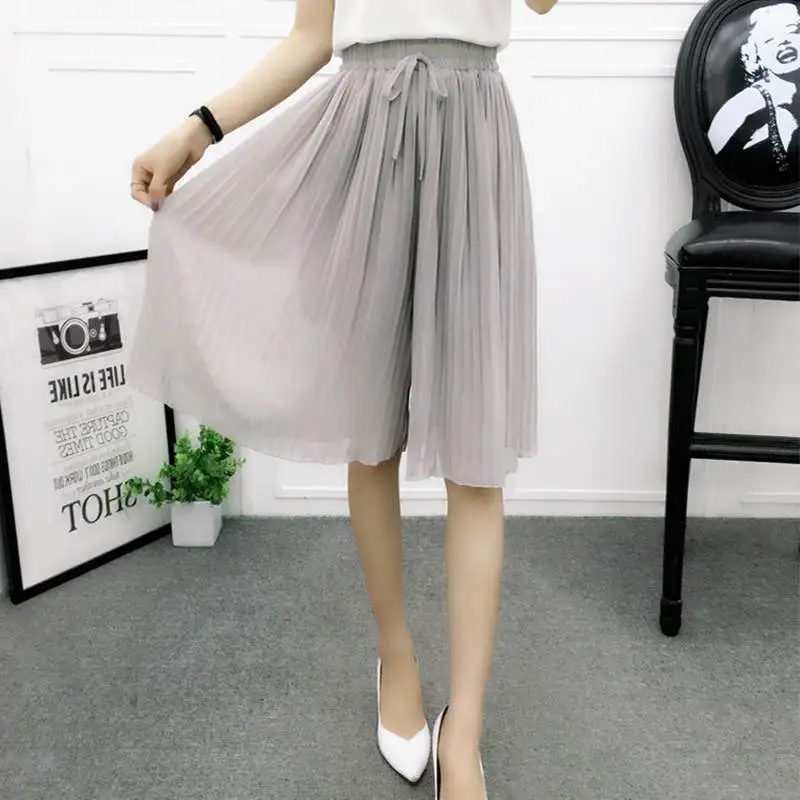 Chiffon Wide Leg Short Femme Trousers Women Loose Lace Up High Waist Knee Length Midi Pleated Summer Shorts Women Capris C7258