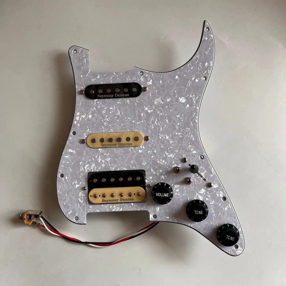 

SSH предварительно загруженная ST-Гитара Pickguard SD Ainico 5 SSL1 TB-4 звукосниматели Multi Switch для FD электрической гитары запасные части