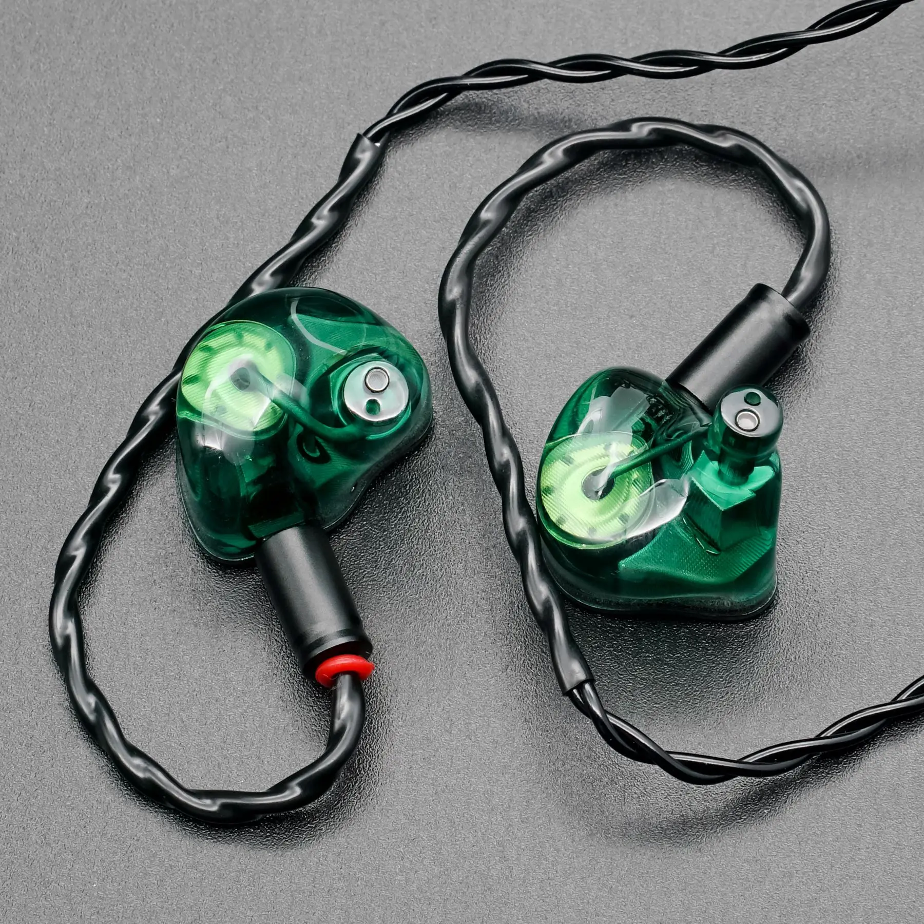 Softears Volume Triple-driver Hybrid Earphones 1DD + 2BA Hybrid Driver IEMs Audiophile Headphones with 2Pin 0.78 Cable 3.5mm 5