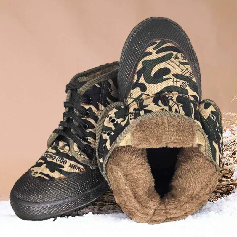 

Winter High-Top Casual Sneakers Men Plus Velvet Thickened Warm Working Shoes Cold-Proof Cotton Boots Rubber Training Shoes
