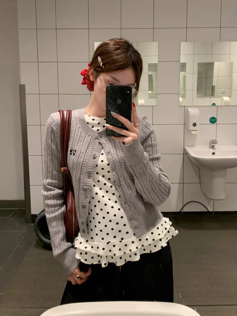 Sweet style white polka dot long sleeve spring and autumn ruffle bottoming shirt for girls