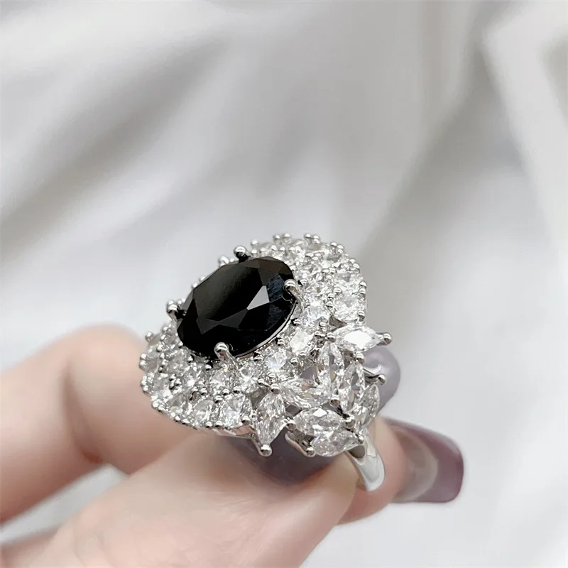 Vintage Cluster Black Round Stone Cocktail Rings for Women Party