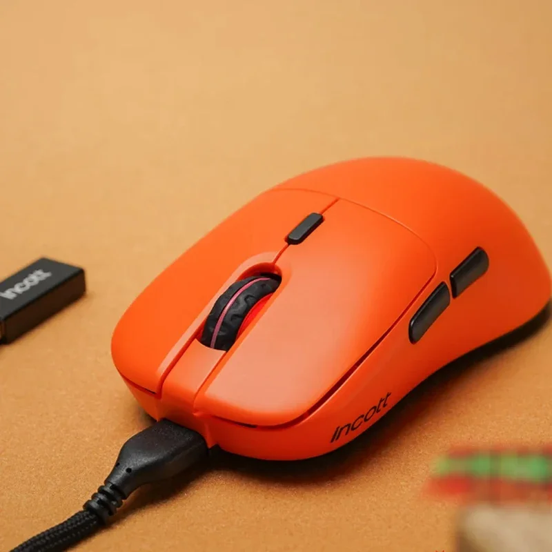 Incott Ghero 무선 마우스, 2 가지 모드, PAW3395 센서, 8k 리턴 레이트, RGB 인체 공학 FPS 게이머 PC 게이밍 마우스, 사무실 액세서리
