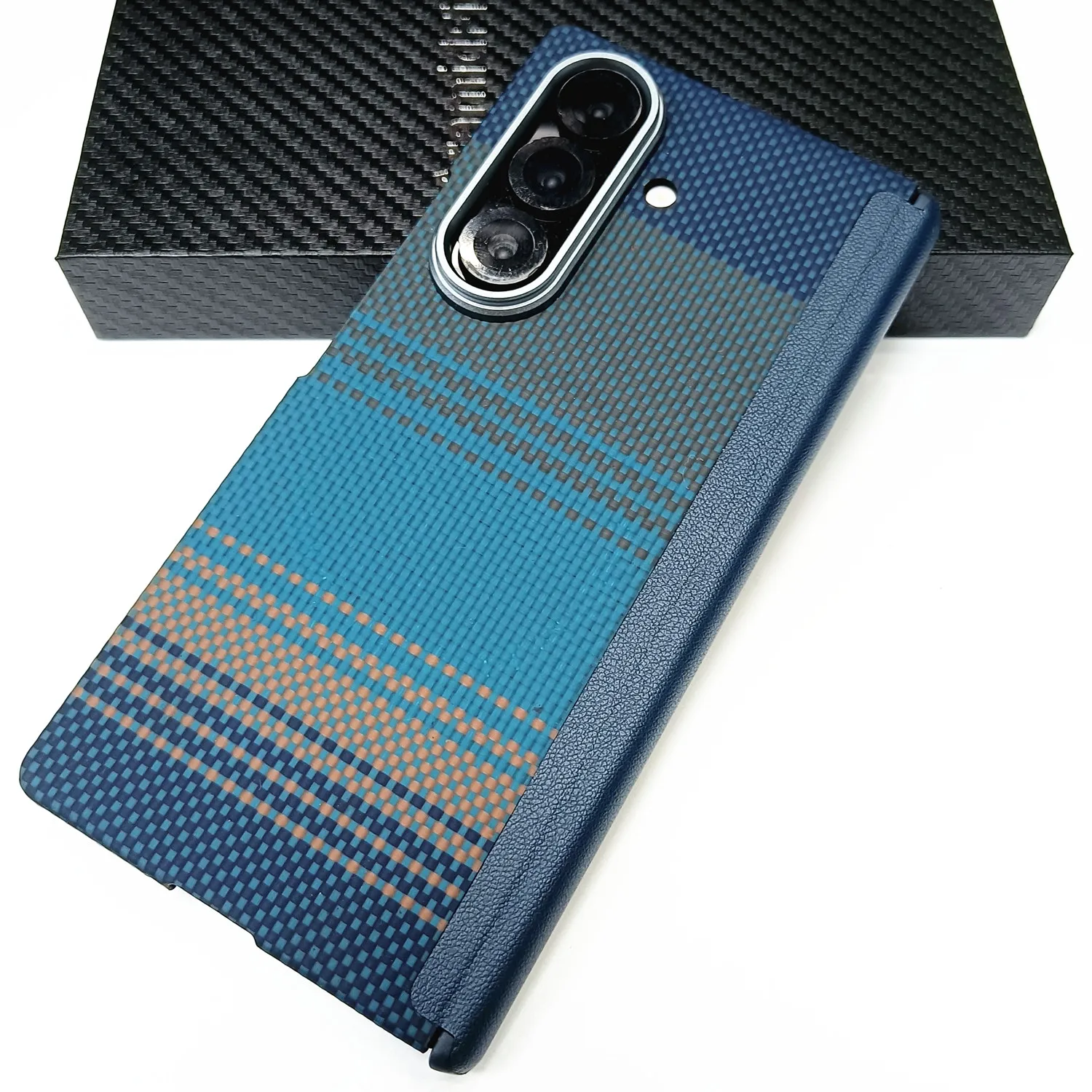 Slim Real Genuine Aramid Carbon Fiber Shockproof Case with MagSafe Compatibility