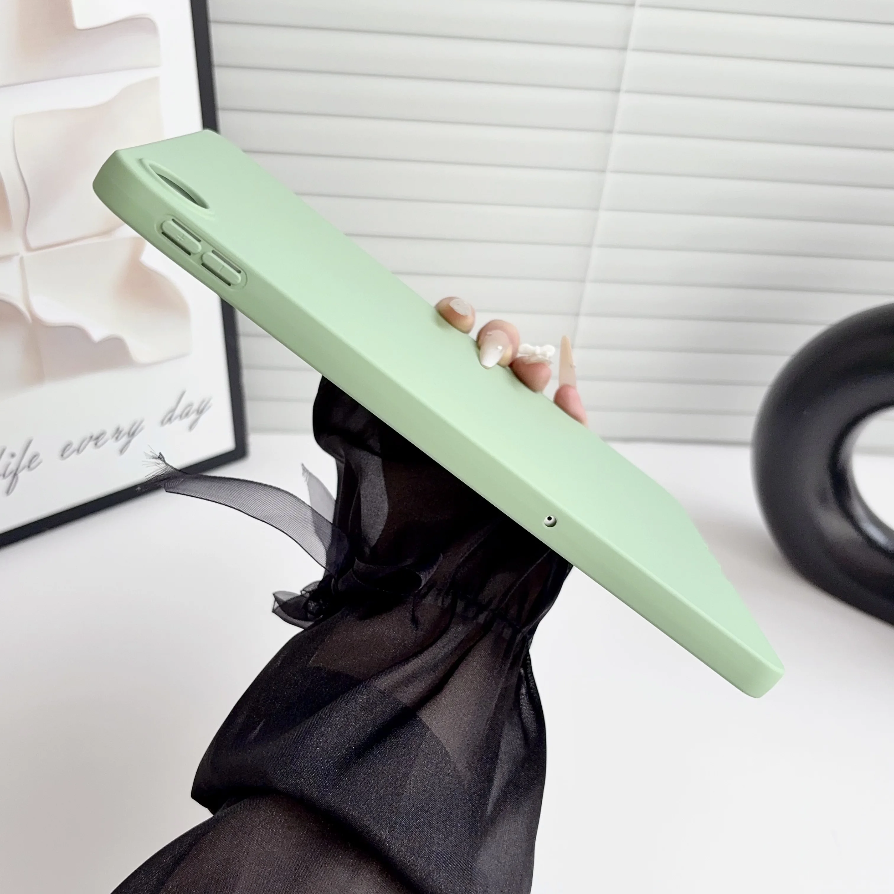 Premium Silicone Tablet Case - Soft Protective Cover