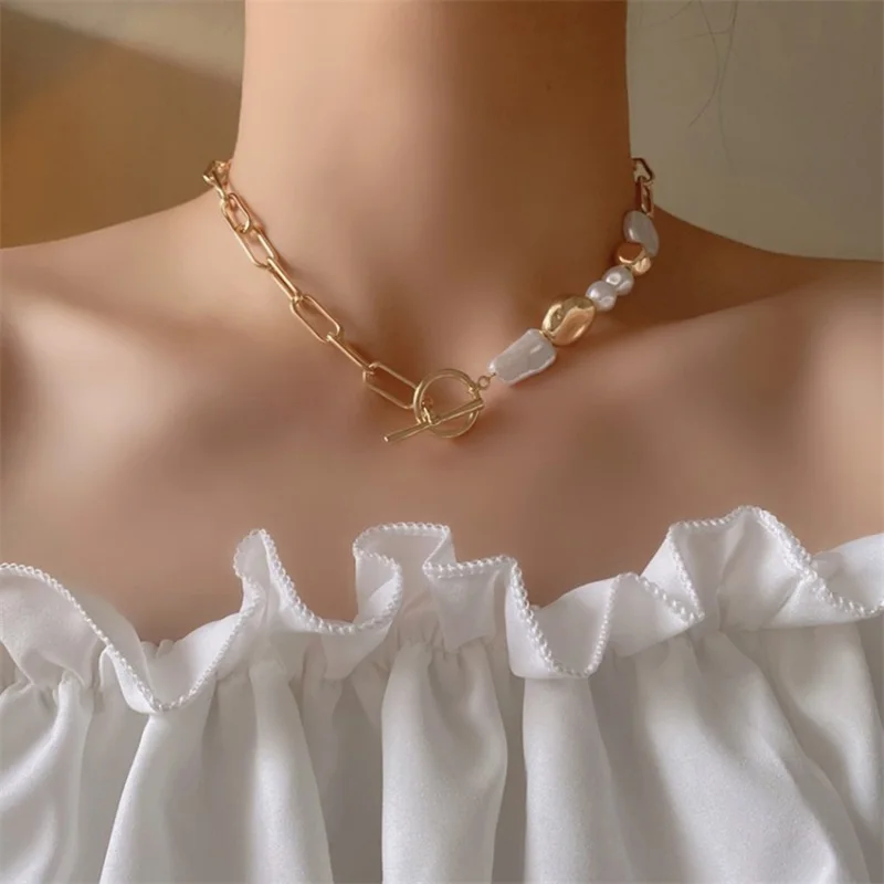 Korean Irregular Baroque Imitation Pearl Necklace for Women Geometric Metal Beads OT Buckle Clavicle Chain Jewelry Party Gifts
