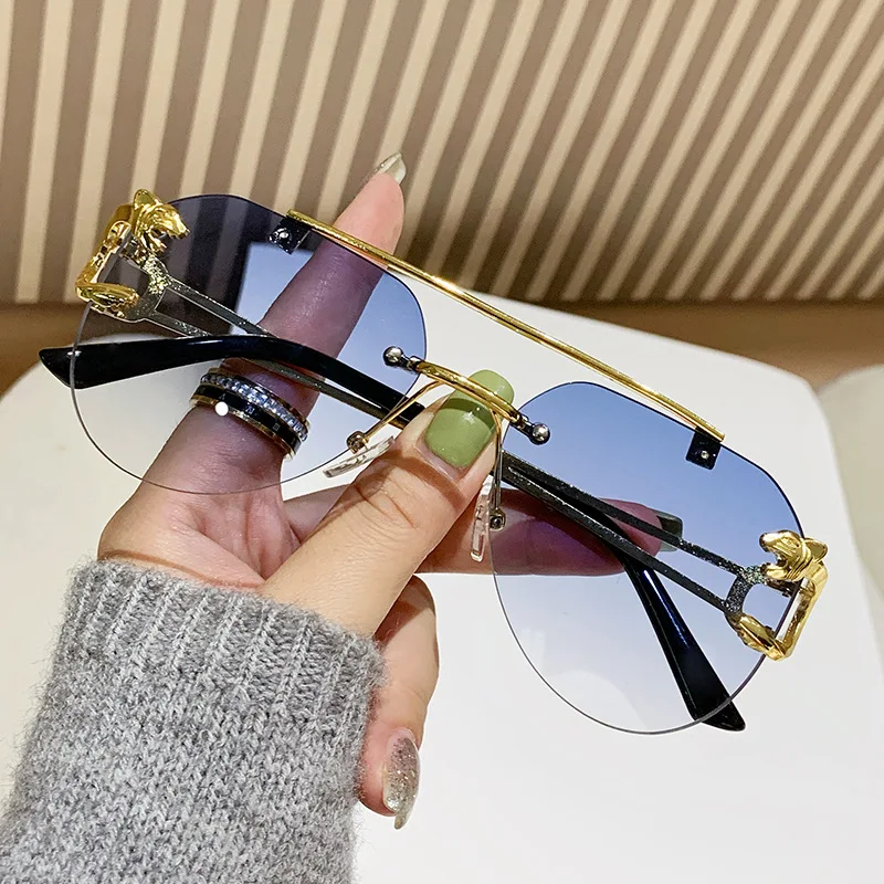 Square Sunglasses Men Women Brand Designer Fashion Vintage Gradient Eyewear Male Driving Sun Glasses Metal Shades Oculos De Sol