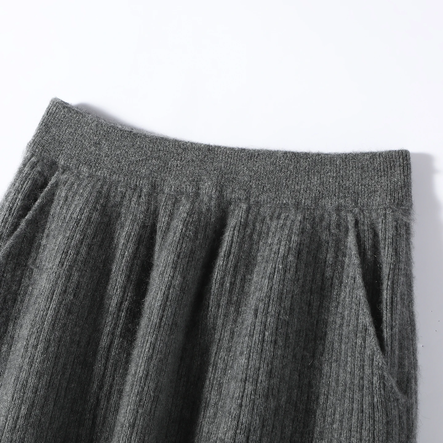 Cashmere Skirt Over Knees