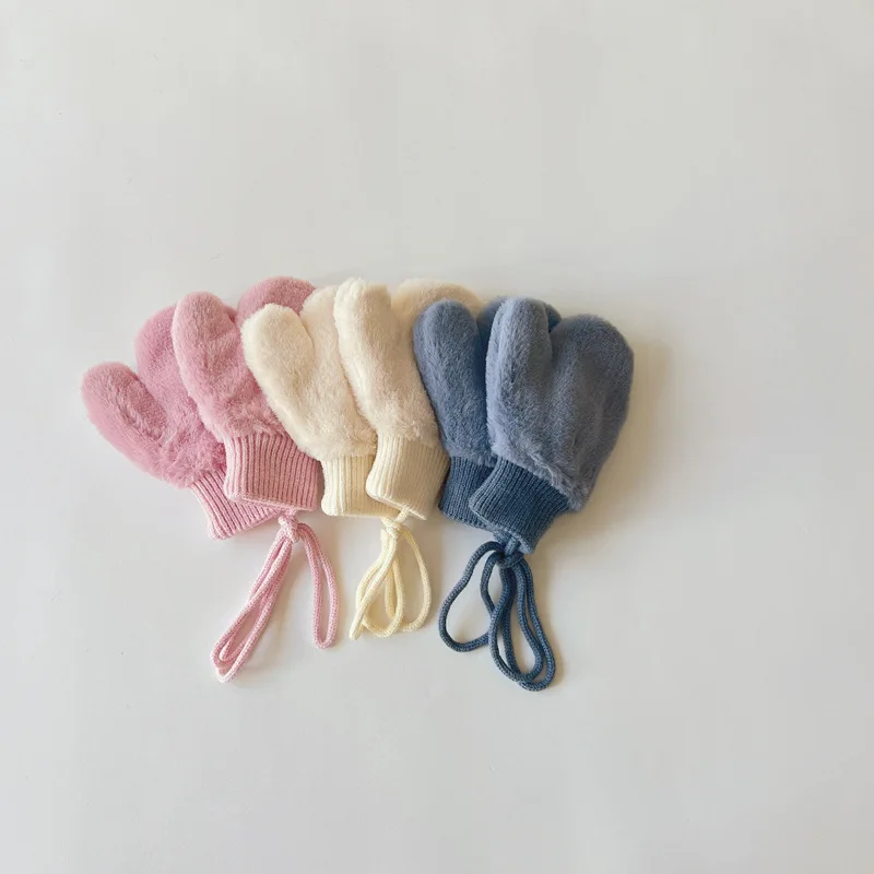 

1-4year Children Gloves 2023 Winter Korean Edition Solid Color Simple Plush Thickened Insulation Finger Hanging Neck Baby Gloves