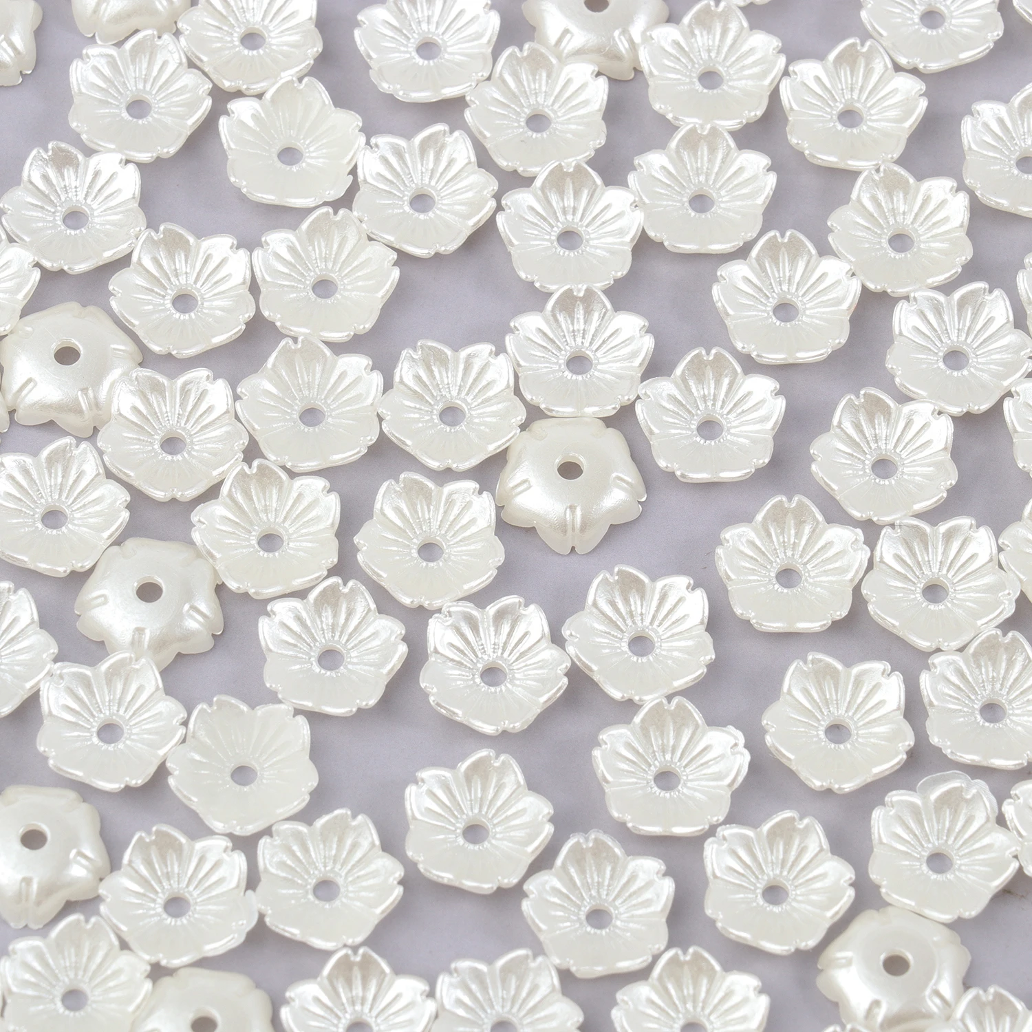 Lnvision 1400 pezzi alfabeto lettere perline A-Z cuore perline 4x7mm rotondo acrilico e cristallo linea per gioielli fare bagliore al buio