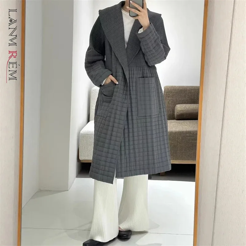 LANMREM Pleated Large Lapel Quilted Coats For Women Loose Winter Cardigan Bandage Waist Design Mid-Length Cotton Jacket 2DB4543