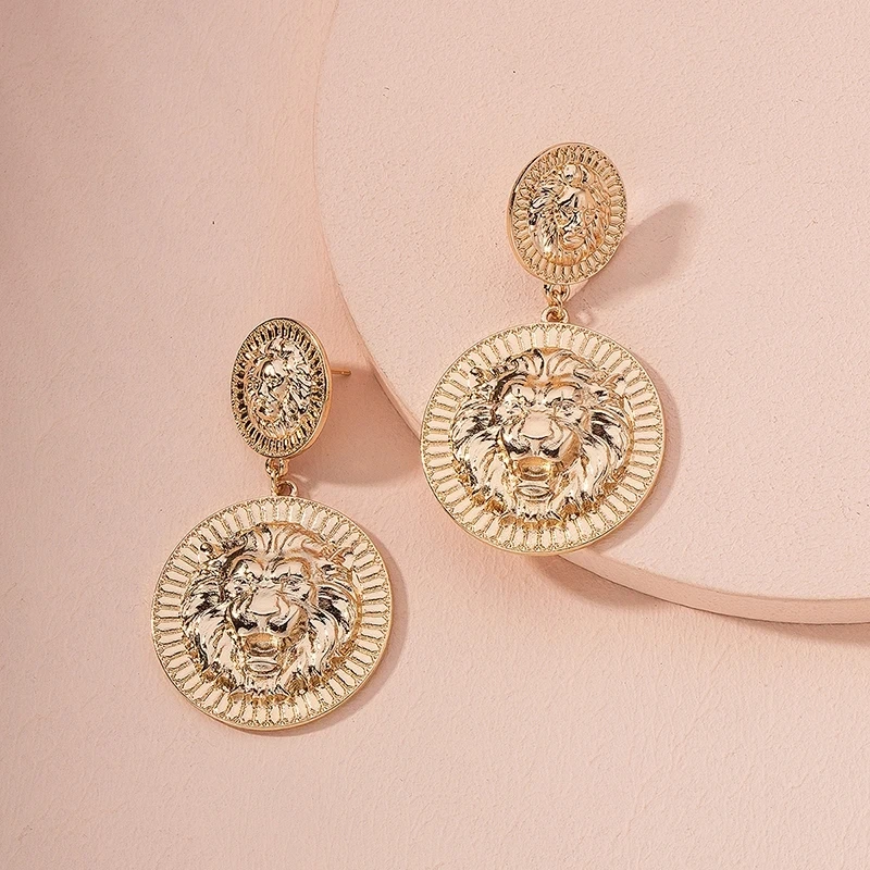 Vintage Relief Lion Head Earrings for Women Metal Electroplating Alloy Drip Oil Baroque Totem High Quality Fashion Trend Jewelry