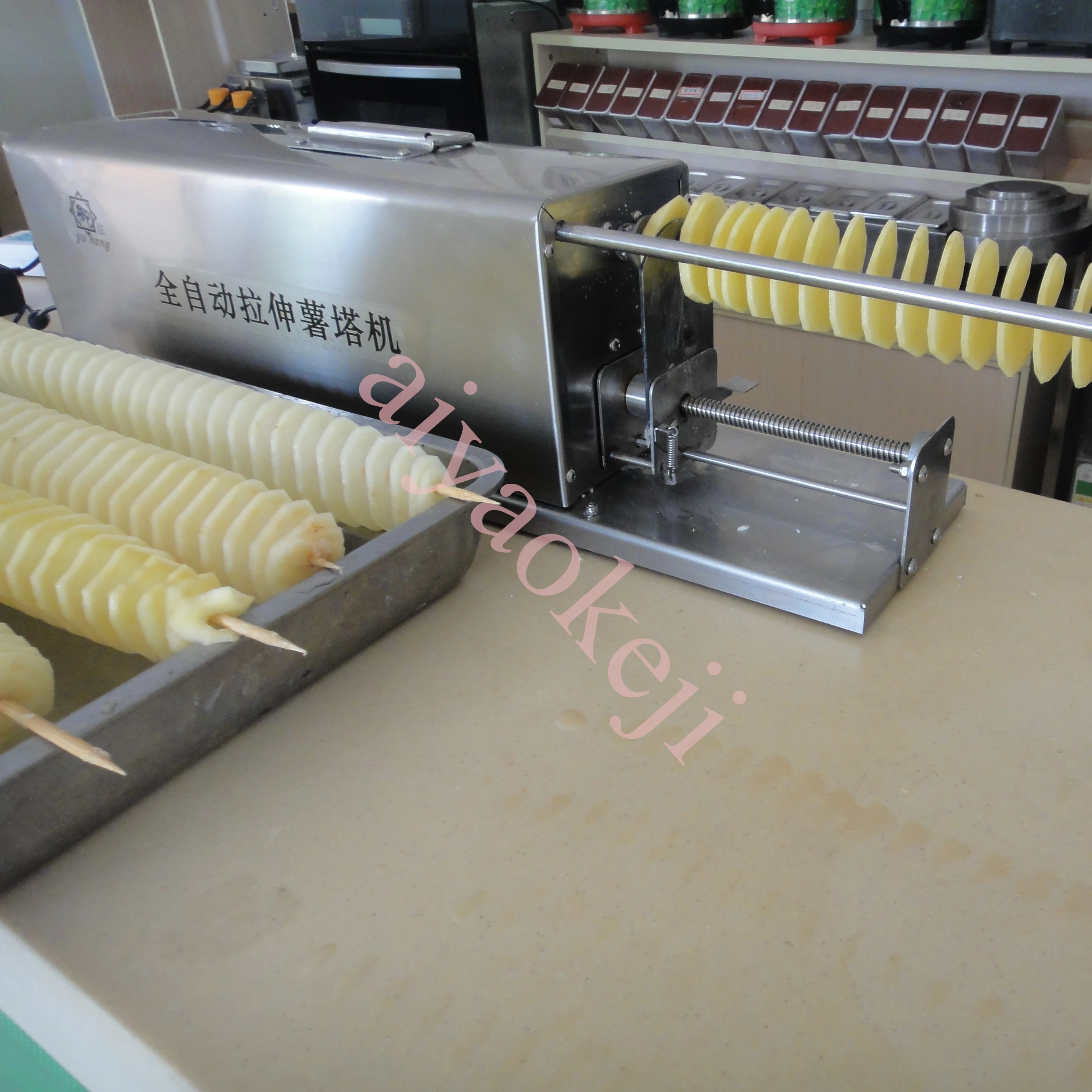 https://ae01.alicdn.com/kf/Saa22af56706145da9e41eb532430a3b4h/Automatic-Tornado-Potato-Spiral-Cutter-Stretch-Potato-Cutter-Machine-Electric-Twister-Tornado-Spiral-Potato-Slicer-Cutter.jpg