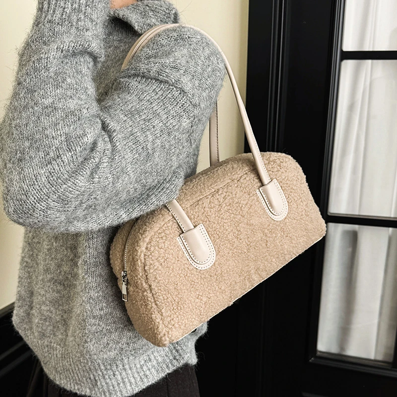 Winter-Pendler-Umhängetaschen für Damen, 2025, luxuriöse Designer-Handtaschen aus Lammwolle, große lässige Tasche, große Kapazität, Kissen-Unterarmtasche – Detail 5