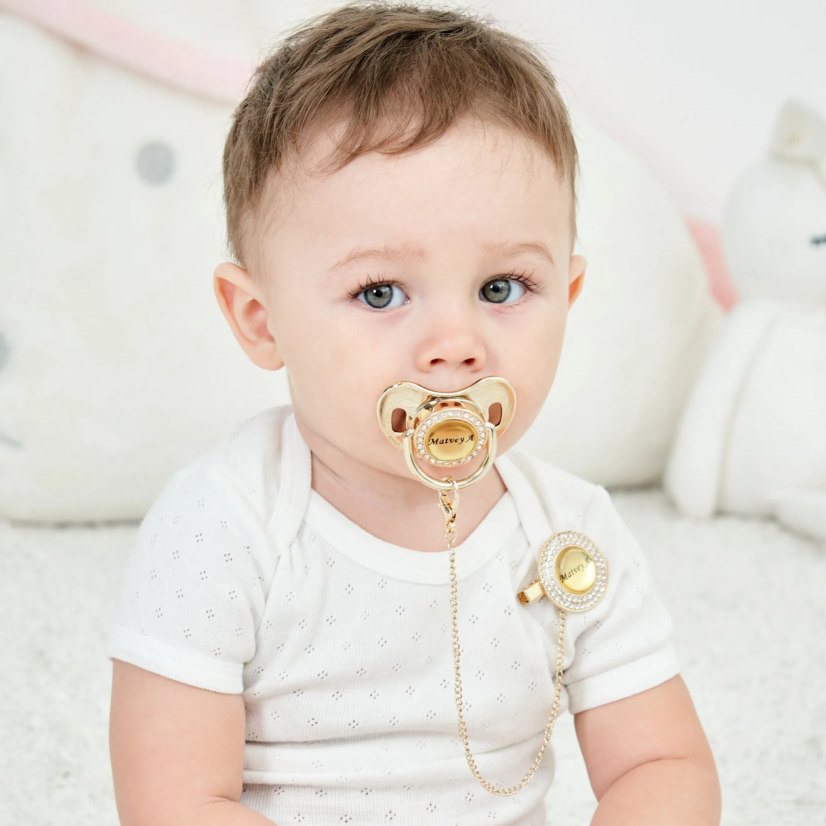 MIYOCAR Personalized any name can make gold bling pacifier and pacifier clip BPA free dummy bling unique design P8, pacifier holder