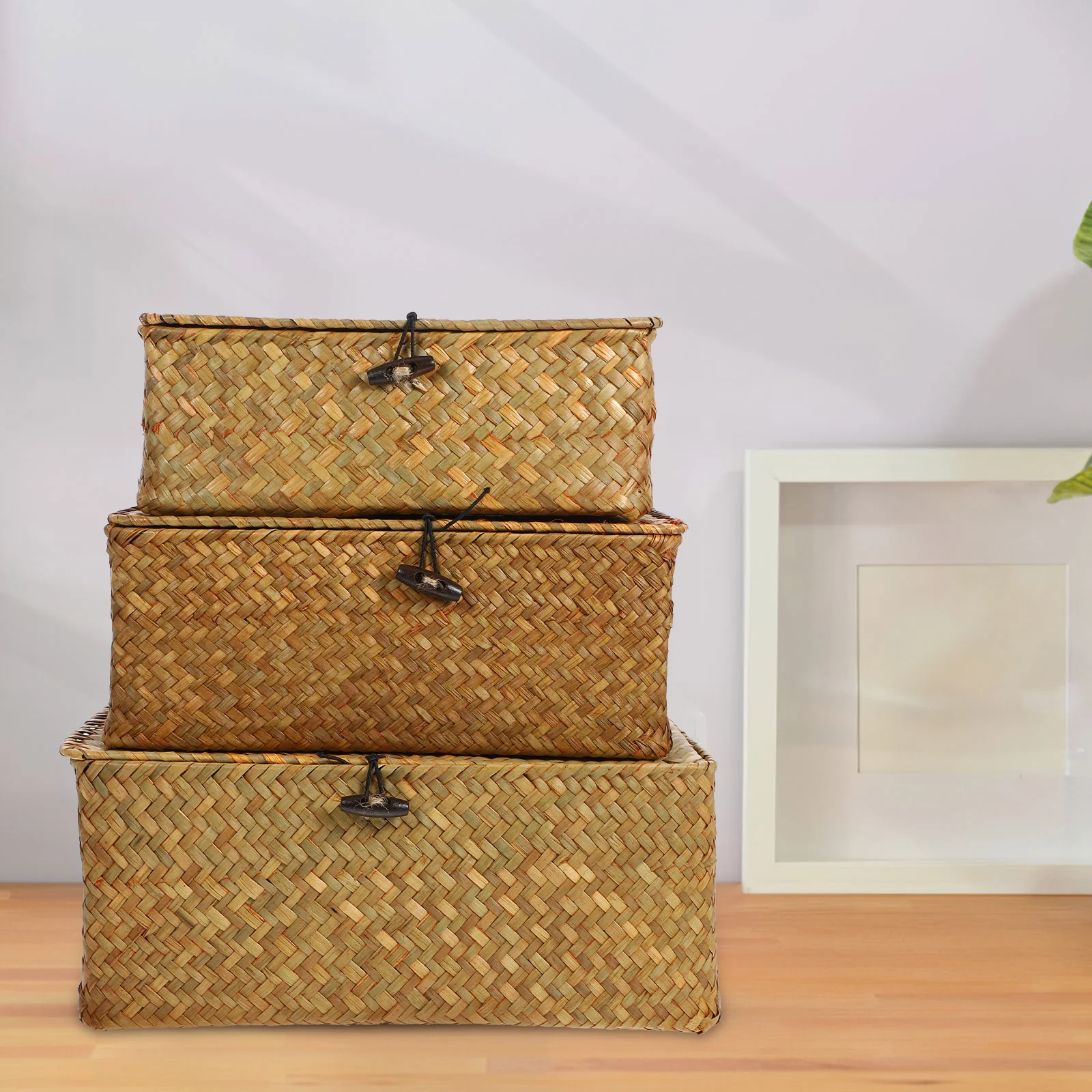 

3pcs Seagrass Basket Set Handwoven Organization Basket with Button Lid Cover Desktop Makeup Sundries Container for Home Office