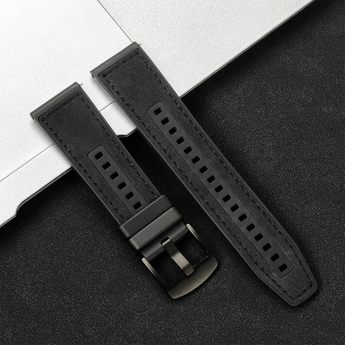 Elegant Leather Wristband - 20mm/22mm Adjustable Strap