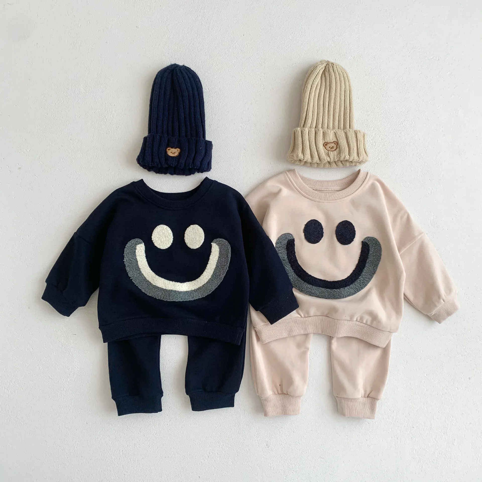 

Spring and Autumn Cartoon Boys and Girls Baby Fashion Smiley Rainbow Long-sleeved Sweater Trousers