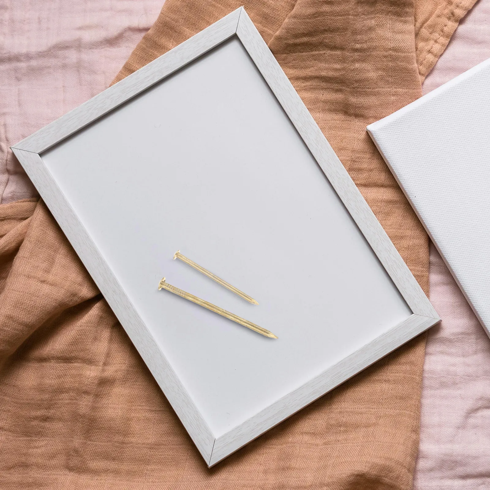 300개 장 골드 사진 액자 못 세트 6가지 크기 모음 고강도 철제 벽걸이용 하드웨어 (벽 예술 사진 디스플레이 프레임용)