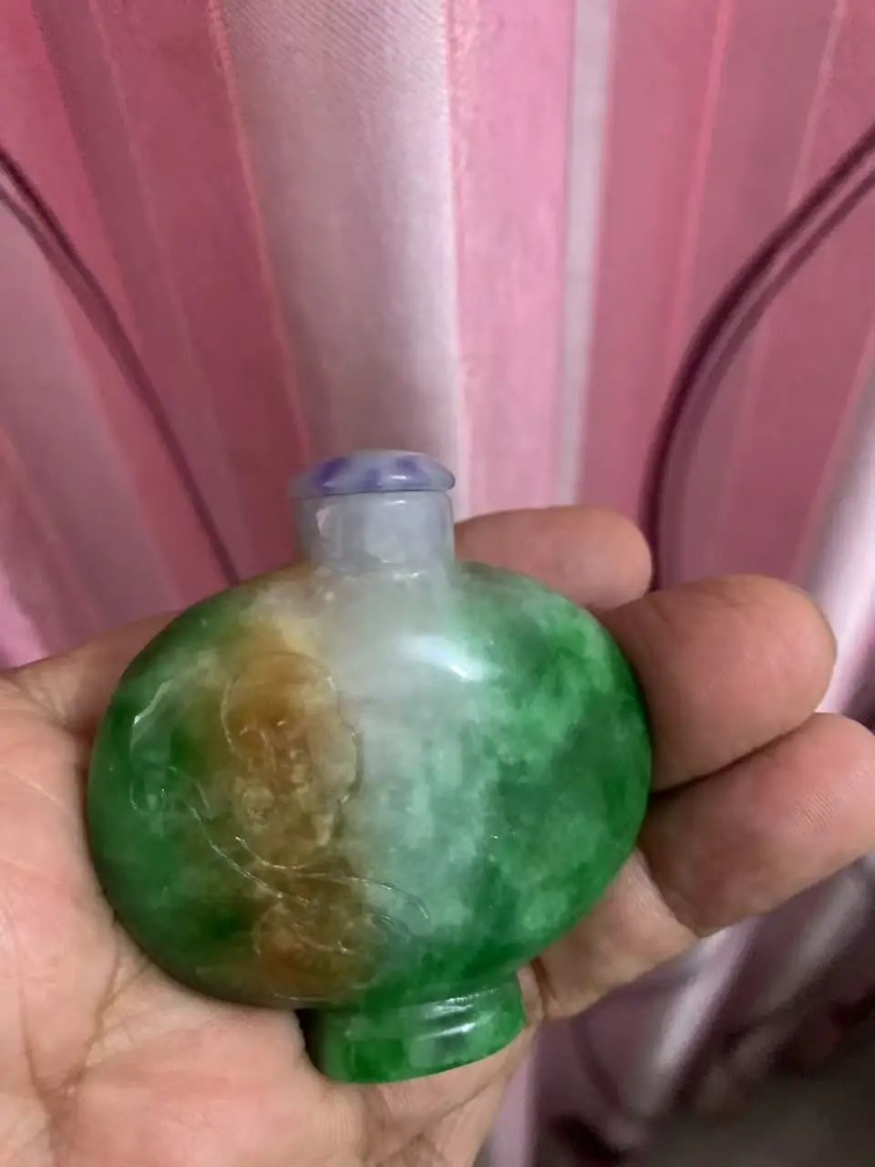 collections Qing Dynasty old Chinese old jade  snuff bottle, a symbol of peace and happiness 2