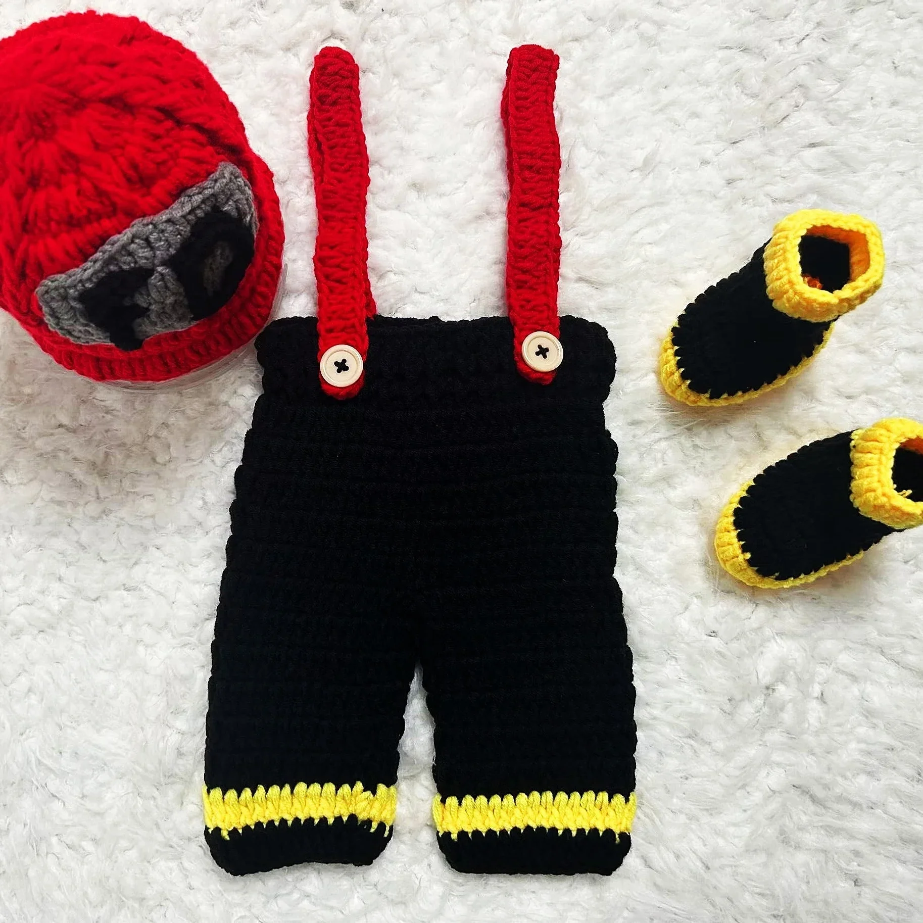 

3pcs/set FD Firefighter Newborn Baby Photography Props Crochet Yarn Hat Overalls Boots Crochet Baby Costume Boy Girl Outfit