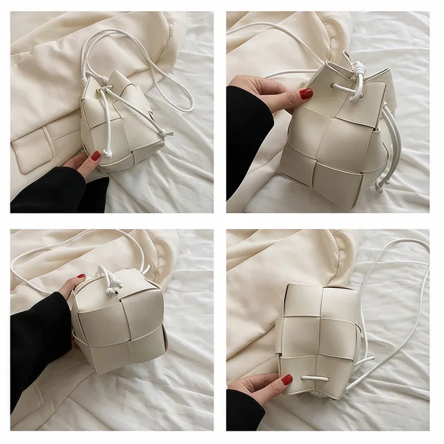 Drawstring woven bucket bag, niche design woven bag, large capacity mobile phone bag, single shoulder crossbody bag.   zwq 3