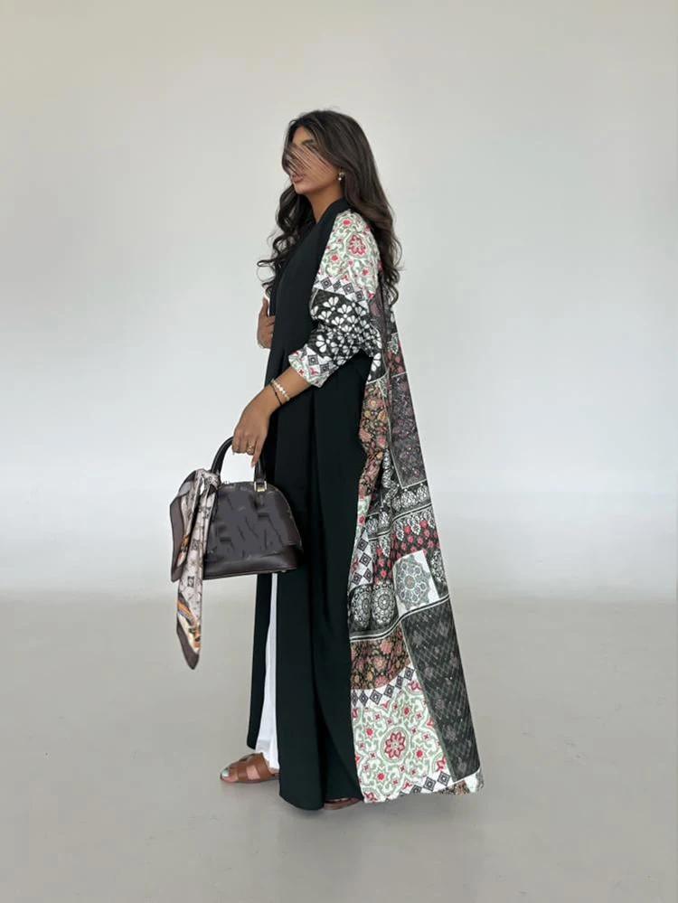 عباية فضفاضة حرير نقشة زهور