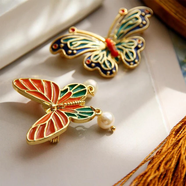 Exaggerate Sparkling Cyrstal Butterfly Brooch Pins For Women Fashion Jewelry  Gift Big Size Badge Hot Brooches - Brooches - AliExpress