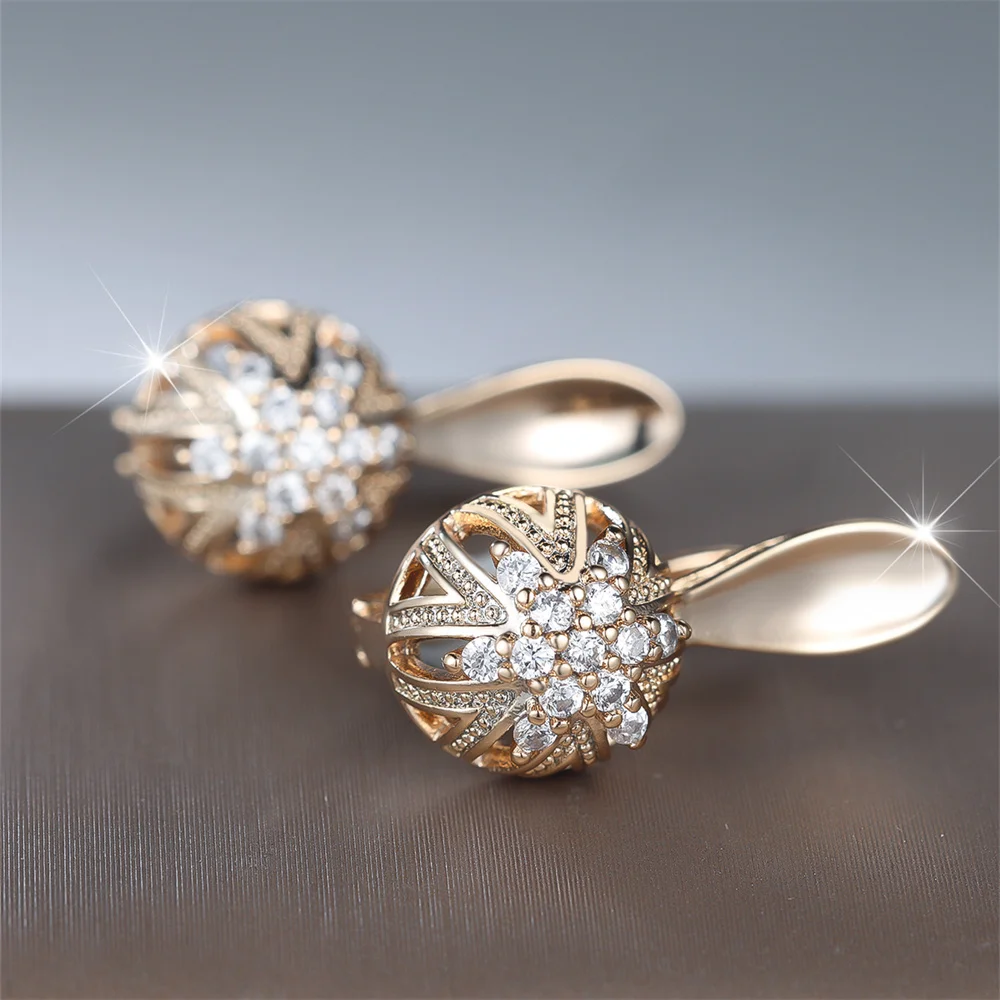 White Zircon Round Stone Flower Hoop Trendy Earrings For Women Vintage Gold Color Fashion Ear Buckle Wedding Jewelry Party Gifts