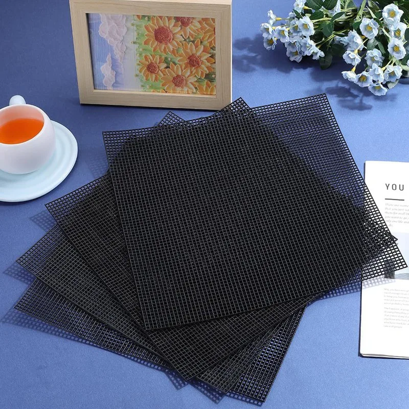 4PC Plastic Canvas Sheets 30X30cm Square Mesh Sheets Black Plastic Needlepoint For Embroidery Crafting Yarn Knit Crochet