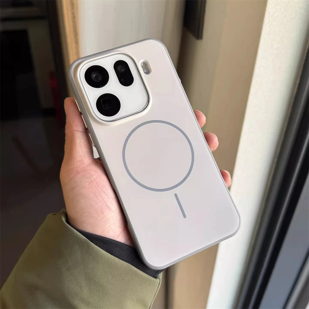 Luxury Matte Silicone Magnetic Shockproof Case - Wireless Charging Anti-Fingerprint Slim Shell Cover