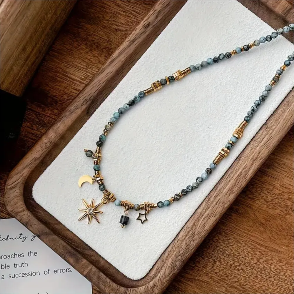 Vintage Elegant Natural Stone Beads Pendant Necklace for Women New Fashion Moon&Star Pendants Chain Party Jewelry Gifts