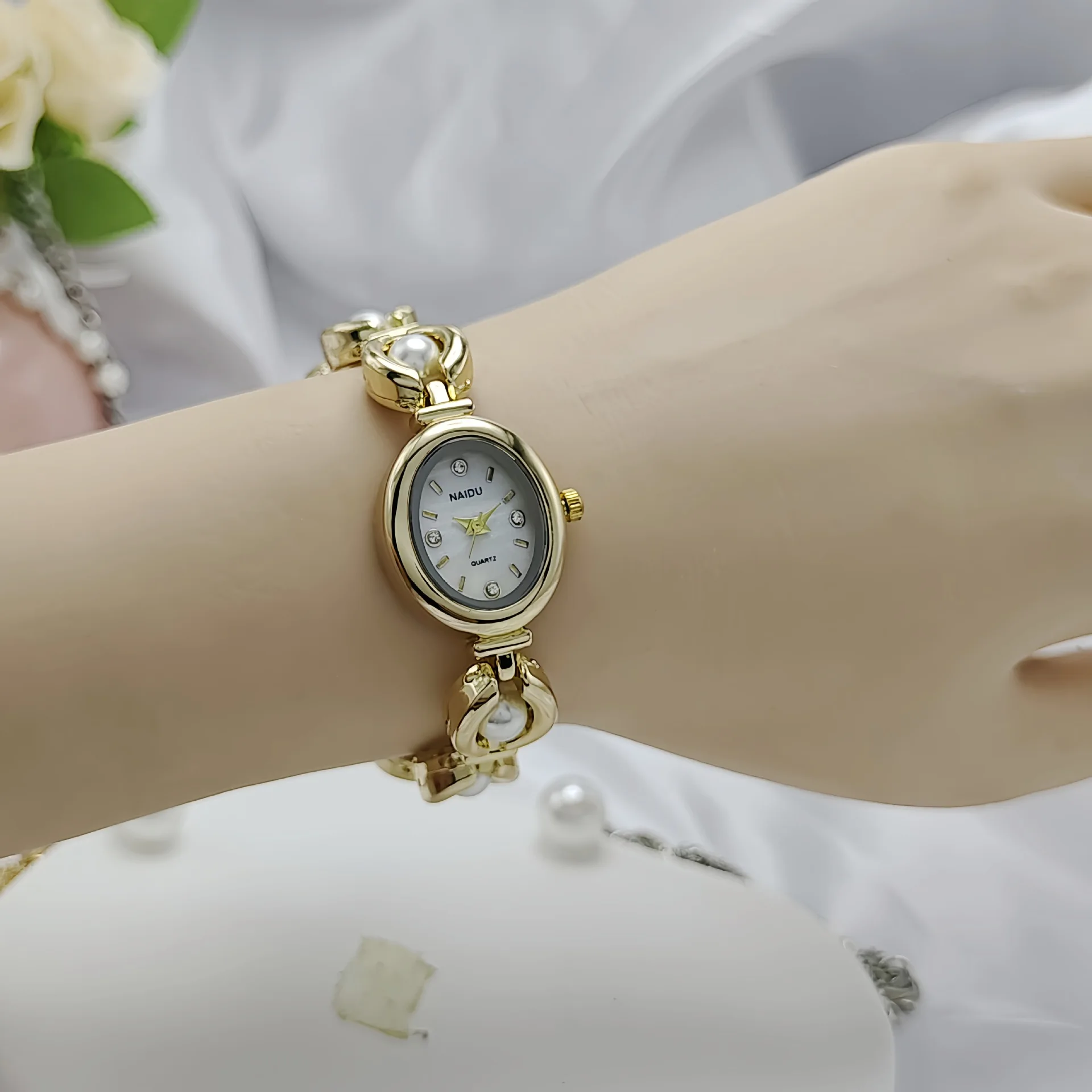 New bracelet women's watch oval women's steel strip antique imitation pearl watch
