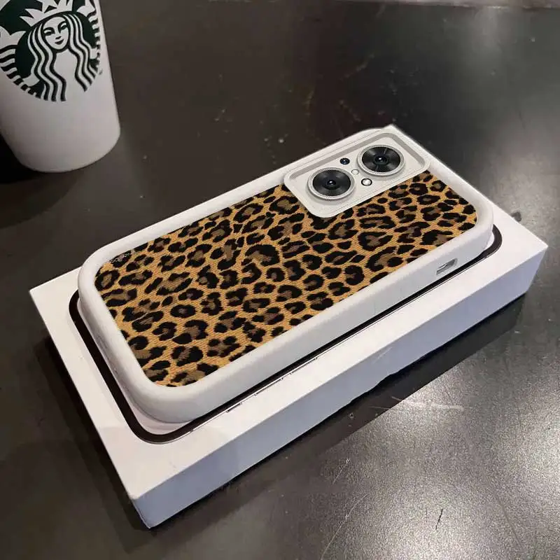 Leopard Elegance Sky Eye Ladder Phone Case Cover