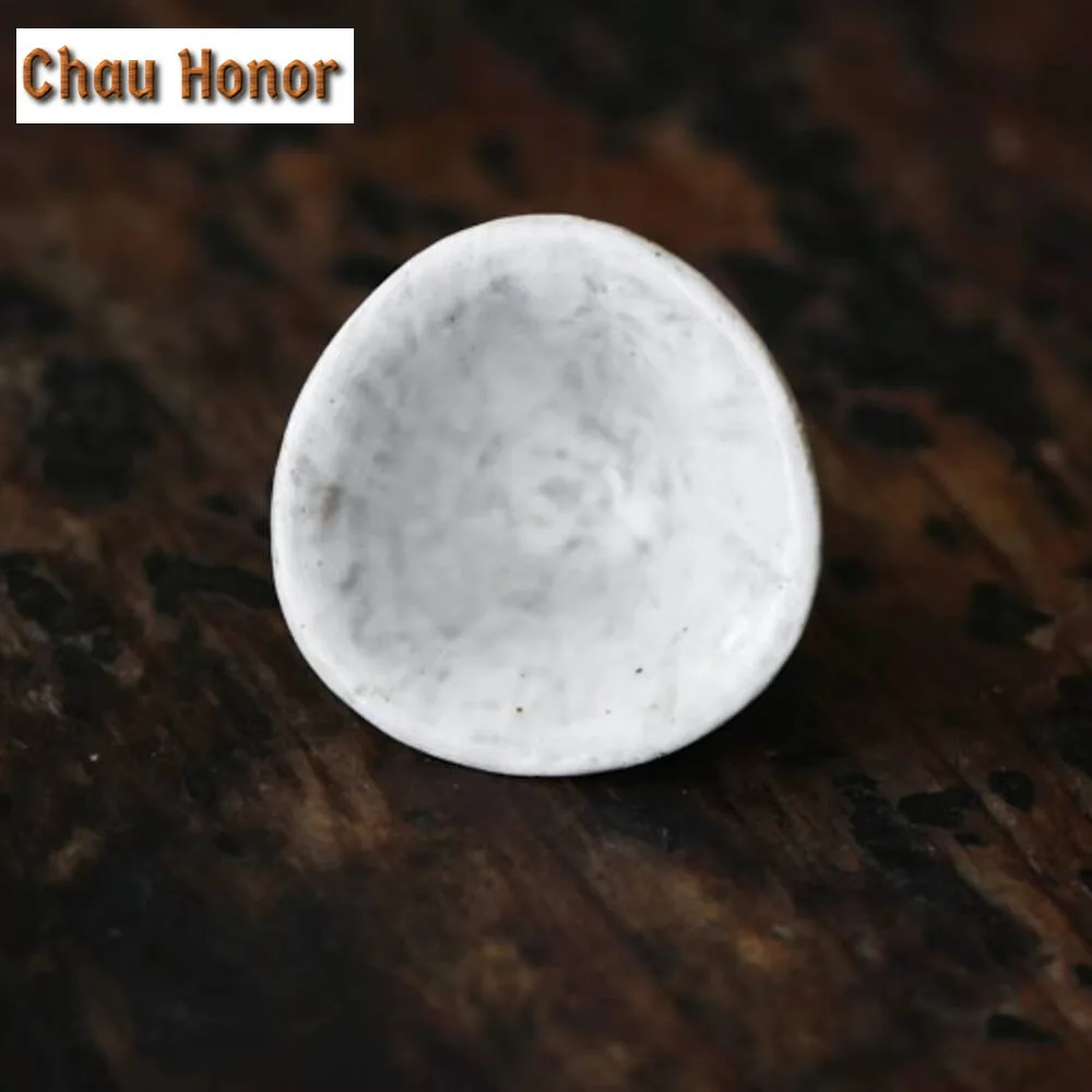 2pc/set Handamde Powder Yin Ceramic Teacup Hand Made Coarse Cup Creative Triangle Master Cup Small Sake Mug Kung Fu Teaset 22ml