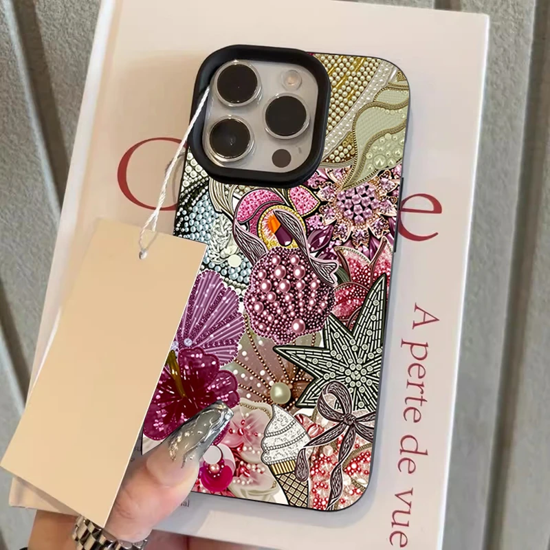 Elegant Embroidered Shell Pattern Soft Phone Case
