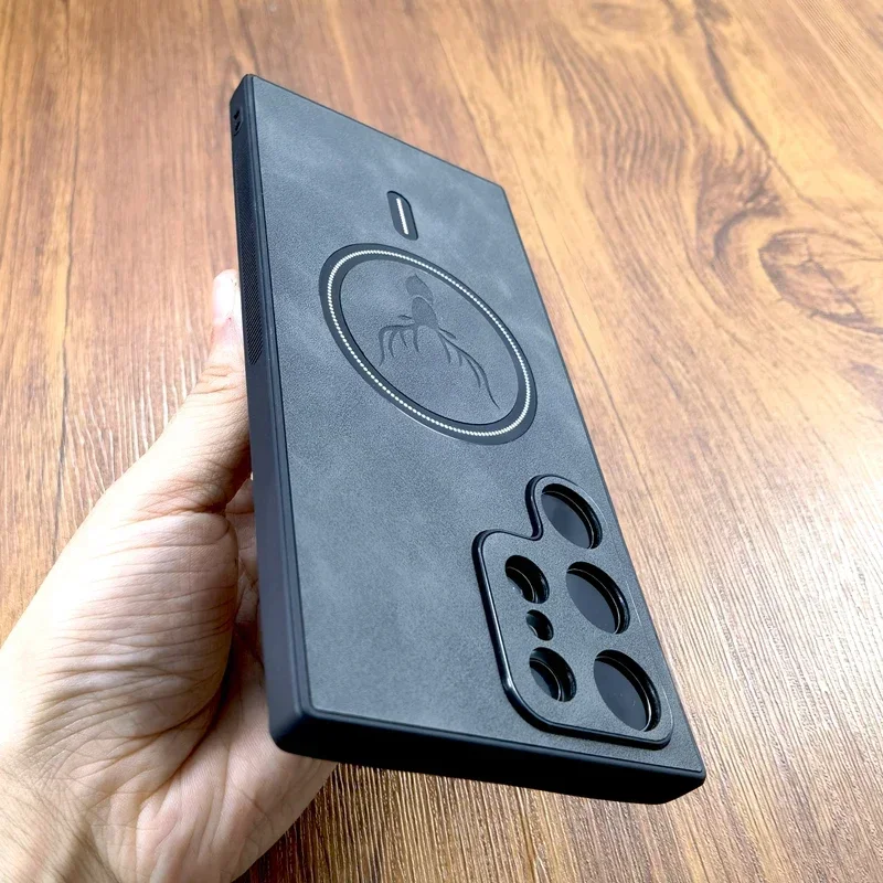 Premium Deer Leather Phone Case with MagSafe Wireless Charging Compatibility
