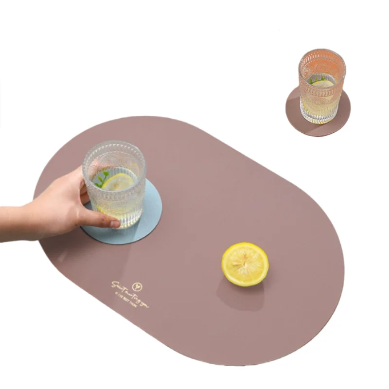 

Inyahome Tableware Pad Placemat PU Leather Table Mat Heat Insulation Set of 1/4 Placemats Oval Coaster Kitchen Table Decor Mats